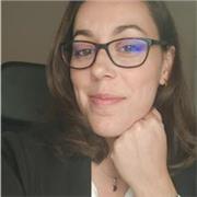 Profesora de español, licenciada en Publicidad y Marketing con experiencia en apoyo escolar y técnicas de estudio